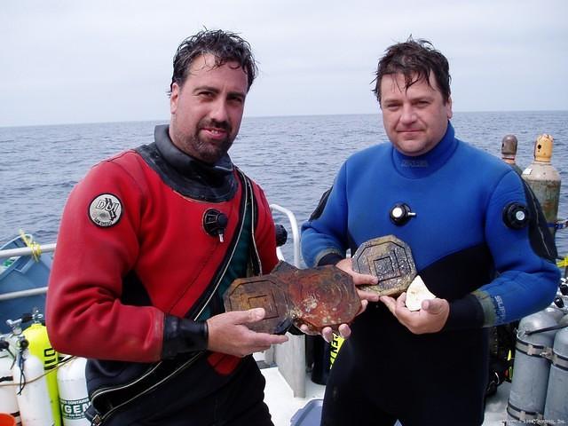 2004 Survey - Phase I

Sea Hunter III - Recovery

Kevin and John

Floor Tiles and Plate Shard

from Seamen's/Firemen's Mess